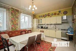 Дом 470м², 2-этажный, участок 12 сот.