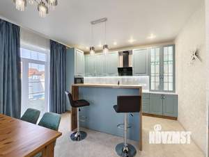 Дом 220м², 2-этажный, участок 10 сот.