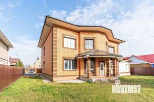 Дом 349м², 2-этажный, участок 10 сот.