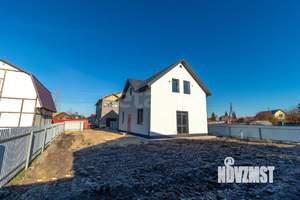 Дом 112м², 2-этажный, участок 5 сот.