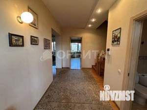 Таунхаус 279м², 3-этажный, участок 2 сот.