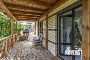 Дом 262м², 2-этажный, участок 11 сот.