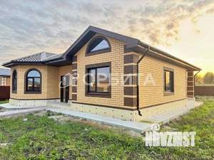 Дом 122м², 2-этажный, участок 9 сот.