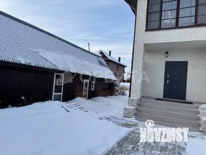 Дом 284м², 2-этажный, участок 9 сот.