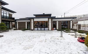 Дом 258м², 2-этажный, участок 12 сот.