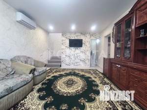 Дом 98м², 2-этажный, участок 8 сот.