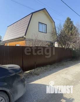 Дом 60м², 2-этажный, участок 5 сот.