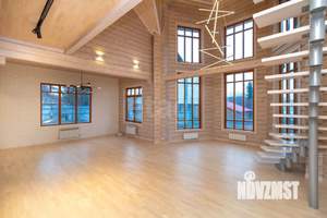 Дом 343м², 3-этажный, участок 14 сот.