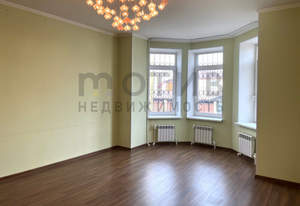 Дом 250м², 3-этажный, участок 0 сот.