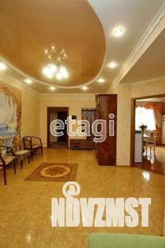 Дом 450м², 2-этажный, участок 8 сот.