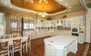 Дом 371м², 2-этажный, участок 11 сот.