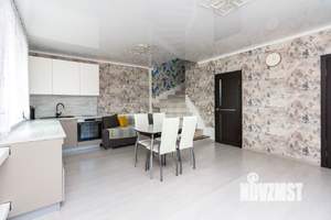 Дом 79м², 2-этажный, участок 4 сот.