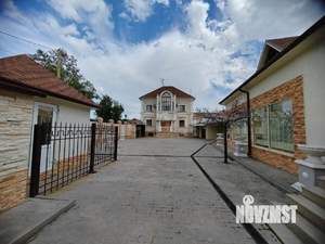 Дом 425м², 3-этажный, участок 17 сот.