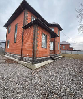 Дом 144м², 2-этажный, участок 6 сот.