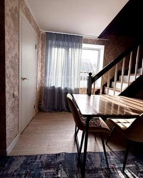 Дом 90м², 2-этажный, участок 5 сот.