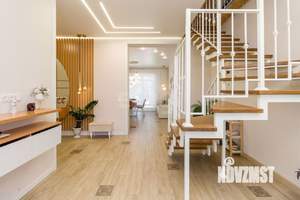 Дом 133м², 2-этажный, участок 8 сот.