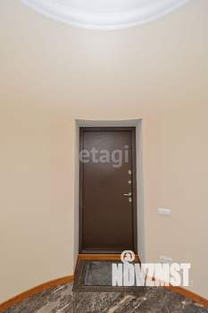 Дом 600м², 2-этажный, участок 10 сот.