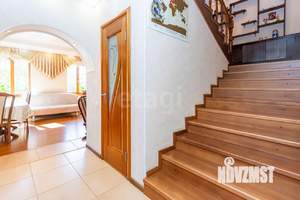 Дом 139м², 2-этажный, участок 10 сот.