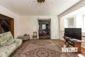 Дом 200м², 4-этажный, участок 10 сот.