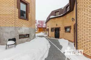 Коттедж 512м², 3-этажный, участок 10 сот.