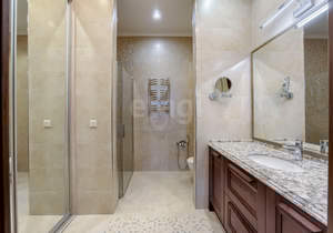 Дом 442м², 2-этажный, участок 68 сот.