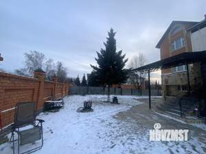 Коттедж 398м², 3-этажный, участок 17 сот.