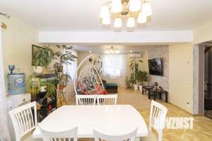 Дом 161м², 2-этажный, участок 11 сот.