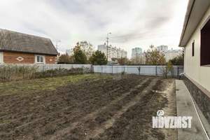 Дом 227м², 2-этажный, участок 15 сот.