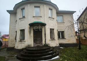 Дом 304м², 2-этажный, участок 10 сот.