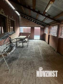 Дом 400м², 3-этажный, участок 13 сот.