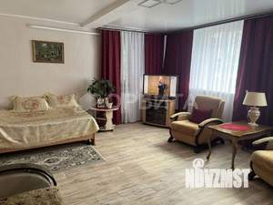 Дом 62м², 2-этажный, участок 6 сот.