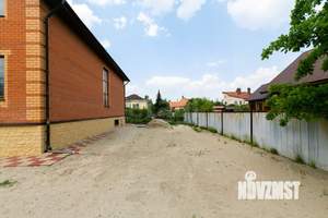 Дом 420м², 3-этажный, участок 15 сот.