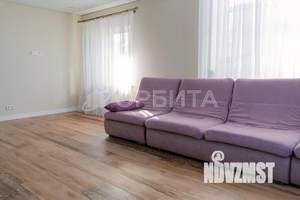 Дом 289м², 2-этажный, участок 8 сот.