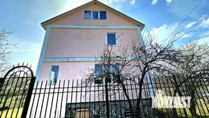 Дом 211м², 4-этажный, участок 6 сот.