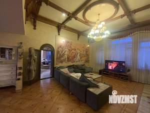 Коттедж 398м², 3-этажный, участок 17 сот.