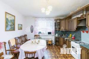 Дом 202м², 2-этажный, участок 12 сот.