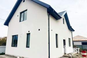 Коттедж 112м², 2-этажный, участок 5 сот.