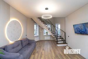 Дом 121м², 2-этажный, участок 6 сот.