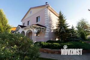 Дом 215м², 2-этажный, участок 10 сот.