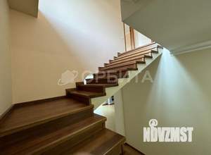 Дом 500м², 2-этажный, участок 10 сот.