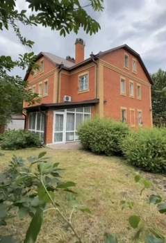 Дом 361м², 3-этажный, участок 7 сот.