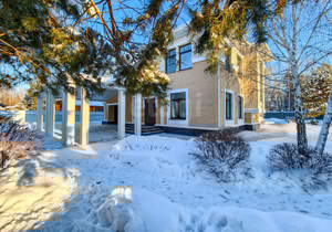 Дом 442м², 2-этажный, участок 68 сот.