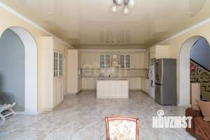 Дом 275м², 2-этажный, участок 9 сот.