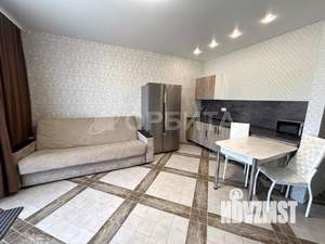 Дом 77м², 2-этажный, участок 6 сот.