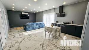 Дом 93м², 2-этажный, участок 8 сот.