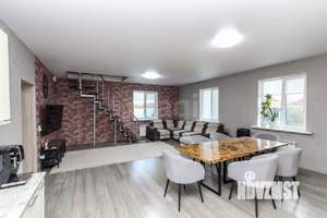 Дом 200м², 2-этажный, участок 15 сот.