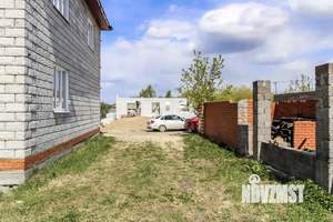 Дом 200м², 2-этажный, участок 10 сот.