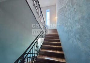 Дом 290м², 3-этажный, участок 15 сот.