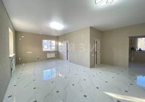 Дом 250м², 3-этажный, участок 5 сот.