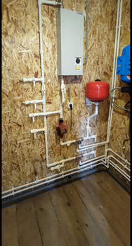 Дом 60м², 2-этажный, участок 12 сот.